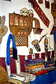 Marocco meridionale - Tafraoute. Shopping alla Maison Tuareg. 